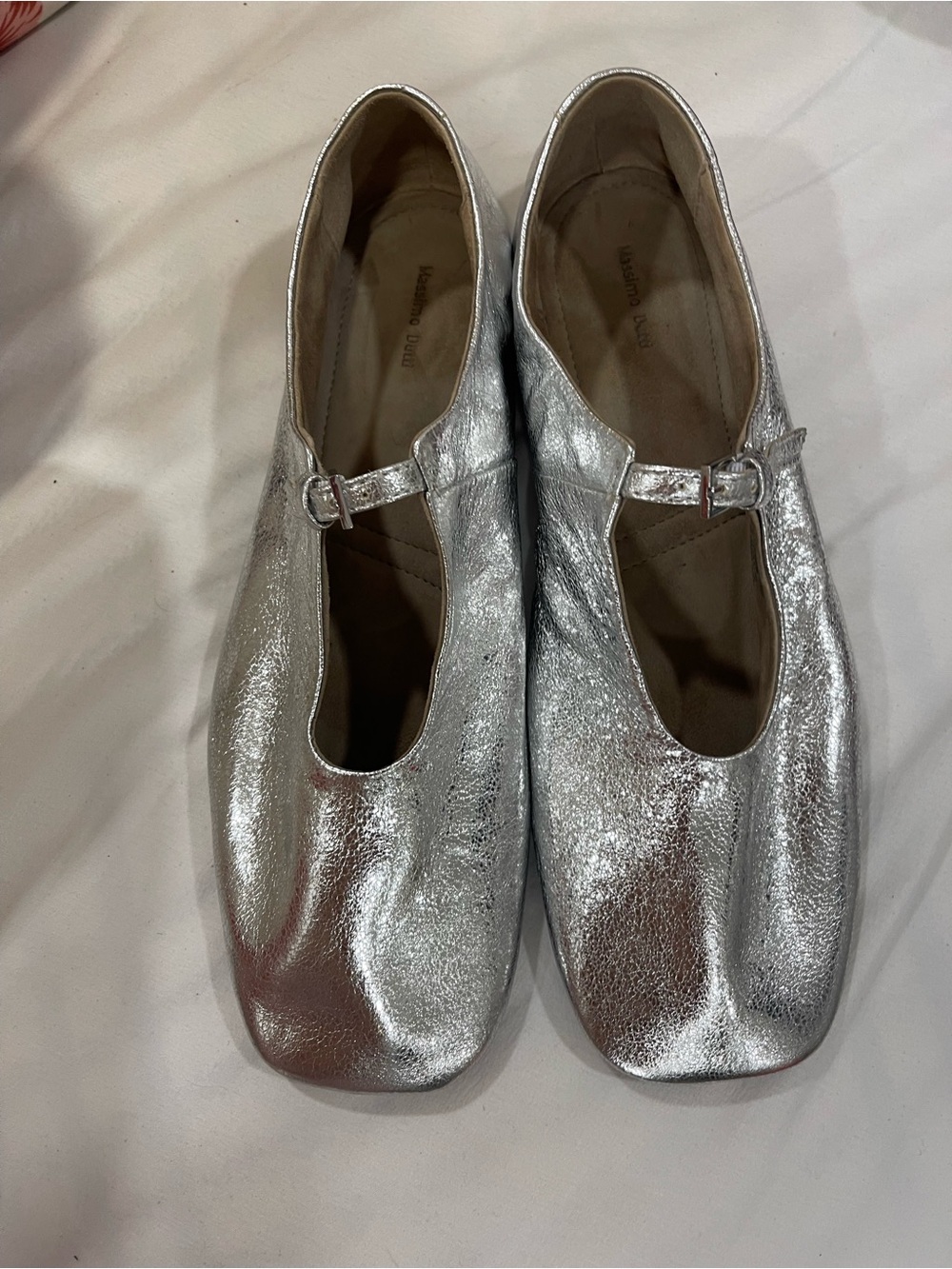 Massimo Dutti Silver Metallic Flats - Picture 3 of 16